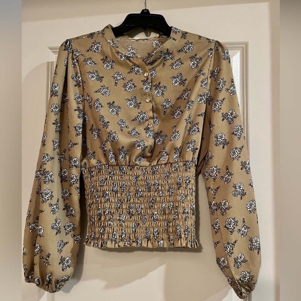 Women’s blouse, size medium but runs small